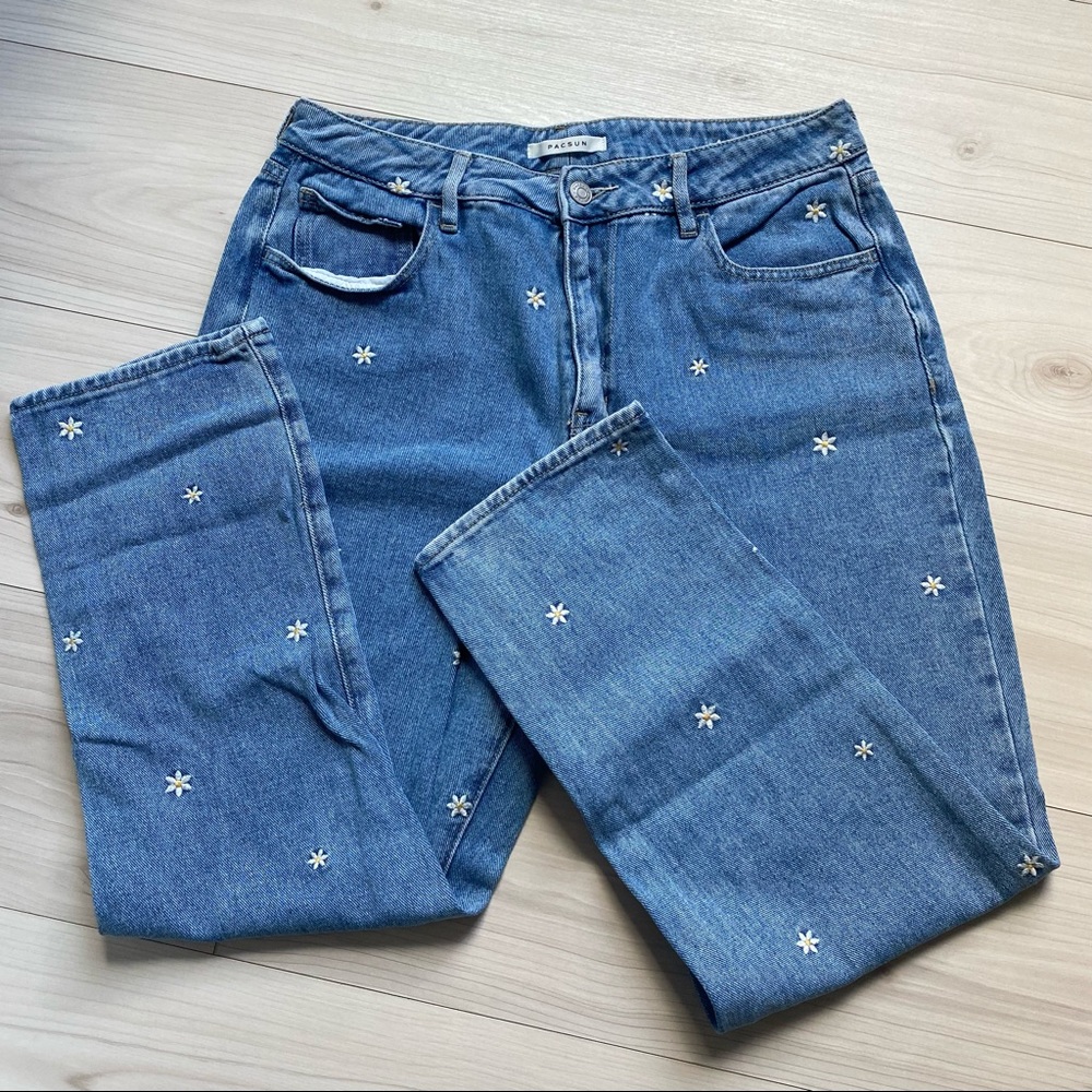 Pacsun mom jeans